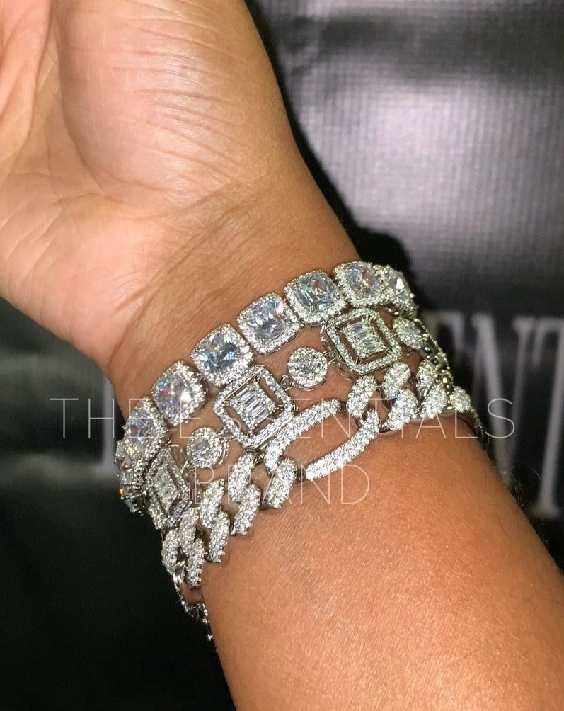 The XOXO Bracelet