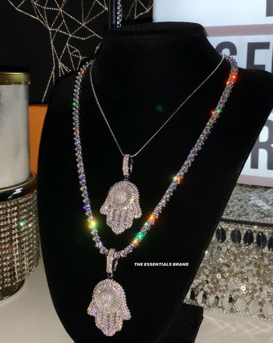 The Hamsa Pendant