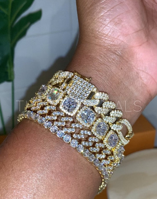 The Stone Bracelet