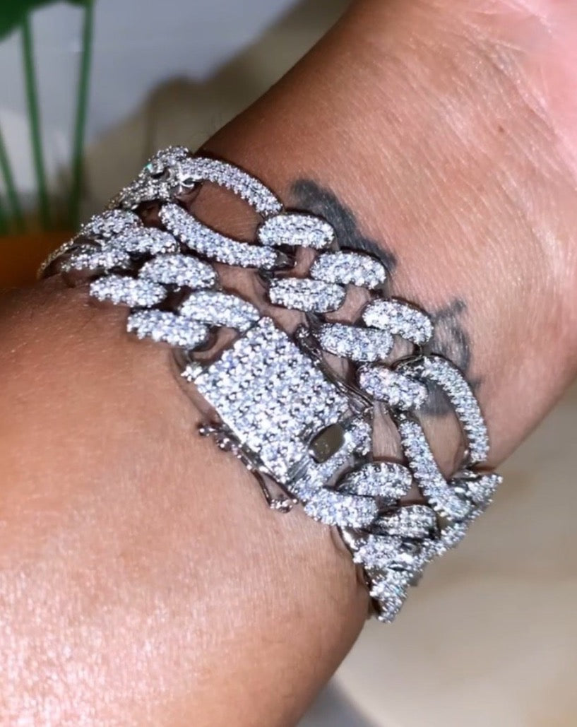 The Mixy Link Cuban Bracelet
