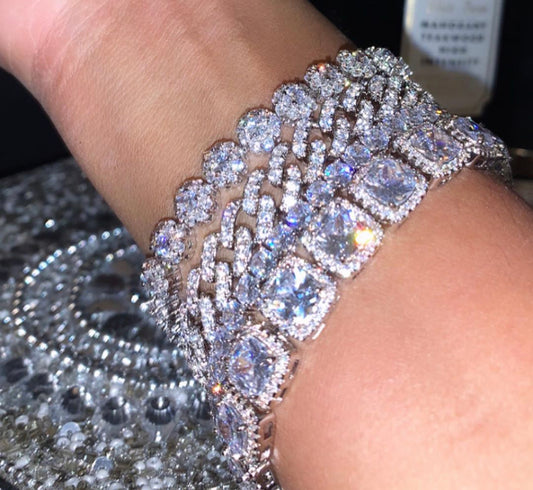 The Stone Bracelet