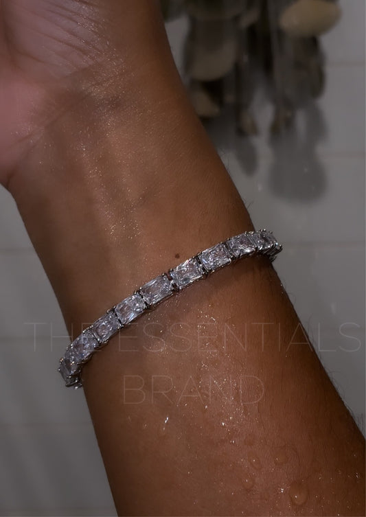 The Rectangle Baguette Bracelet